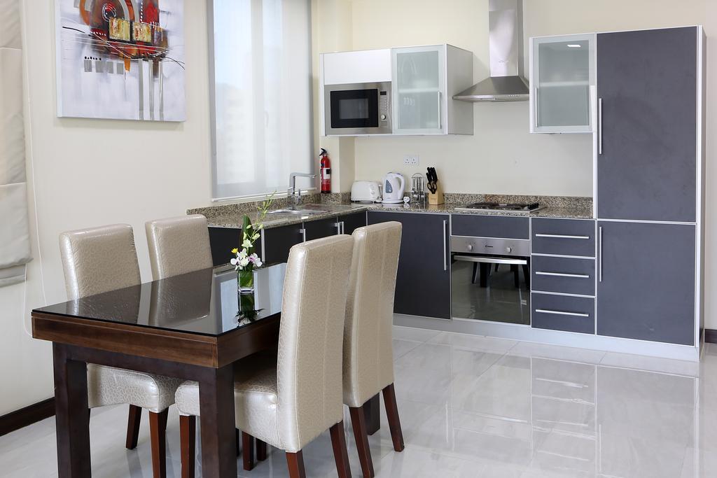 Belle Tower Apartments Manama Exterior foto